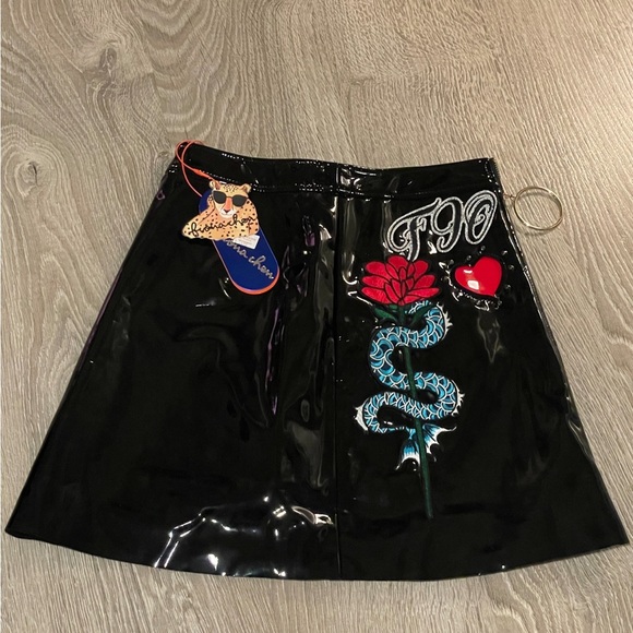 Fiona Chen BNWT Vinyl Skirt - Picture 1 of 4